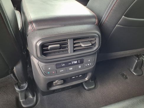 Used 2025 Honda Ridgeline Black Edition image 14