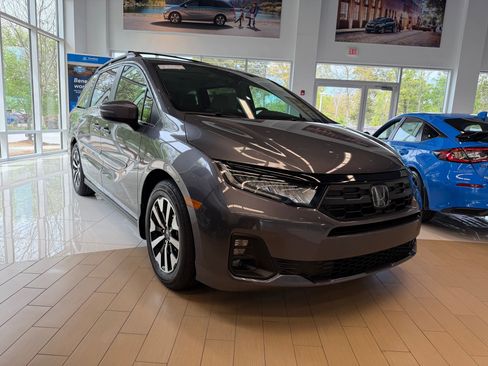 New 2026 Honda Odyssey EX-L image 6