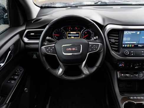 Used 2021 GMC Acadia AT4 image 11