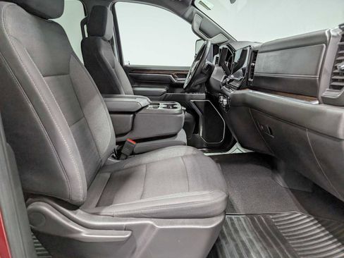 Used 2024 GMC Sierra 2500 SLE w/ SLE Value Package; image 41