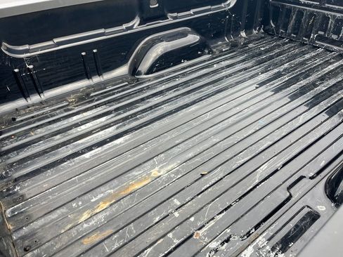 Used 2015 Chevrolet Silverado 3500 LT image 24