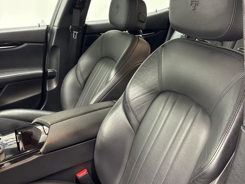 Used 2023 Maserati Ghibli Modena image 10