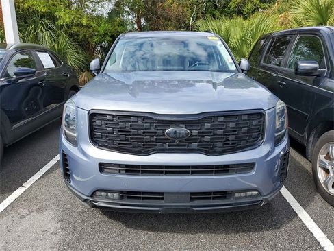 Used 2021 Kia Telluride SX w/ SX Prestige Package image 2