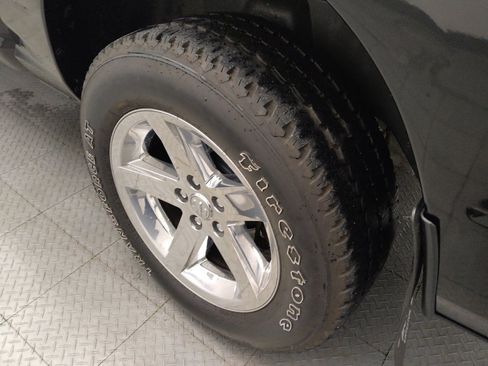 Used 2017 RAM 1500 Express image 31