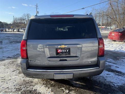 Used 2018 Chevrolet Suburban Premier image 32