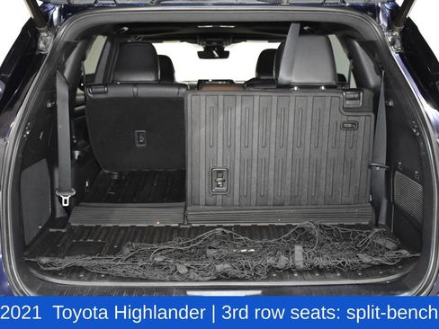 Used 2021 Toyota Highlander XSE image 30