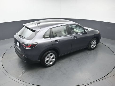 Certified 2024 Honda HR-V LX image 38