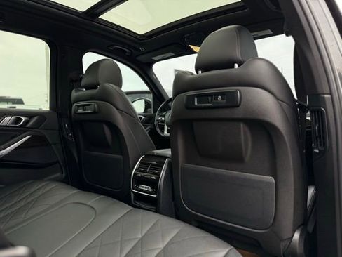 Used 2023 BMW X5 xDrive45e image 22