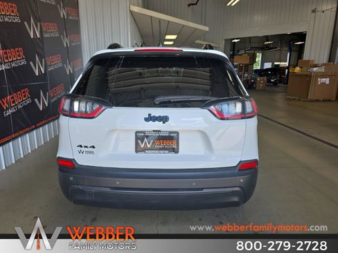 Used 2023 Jeep Cherokee Altitude Lux w/ Lux Elite Package AWD/4WD image 5