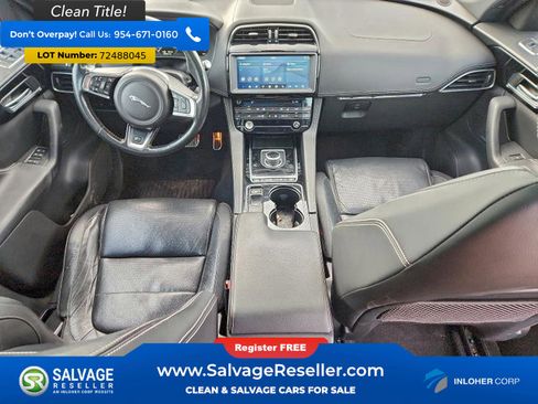 Used 2017 Jaguar F-PACE R-Sport image 11