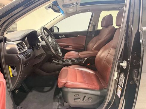 Used 2017 Kia Sorento SX AWD/4WD image 16