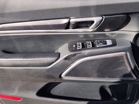 Used 2025 Kia Telluride S image 31