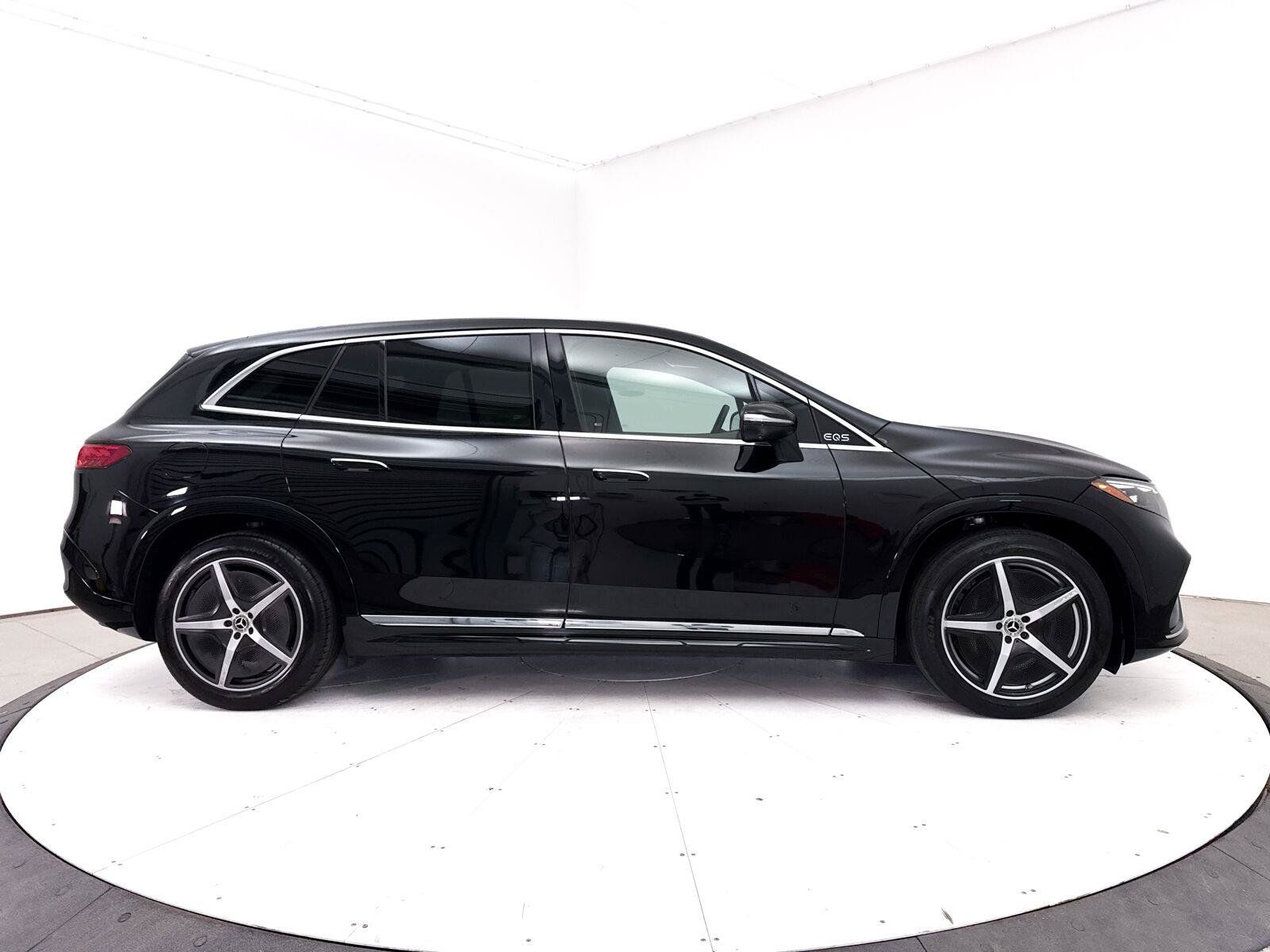 Used 2023 Mercedes-Benz EQS 580 4MATIC SUV image 42