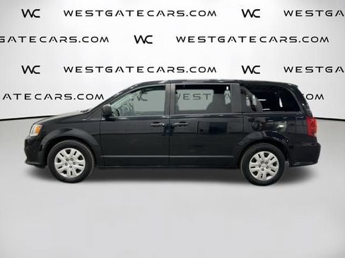 Used 2020 Dodge Grand Caravan SE FWD image 11