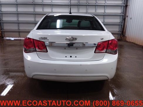Used 2014 Chevrolet Cruze LT w/ Enhanced Safety Package image 8