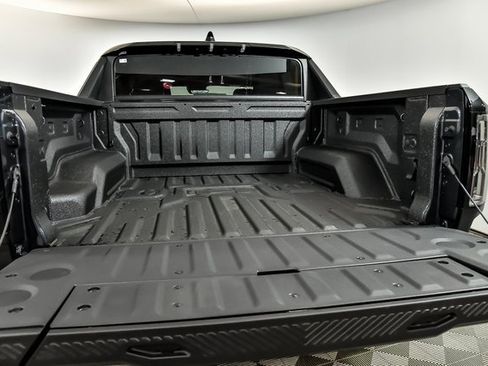 New 2025 GMC Hummer EV 2X w/ LPO, Sport Package image 6