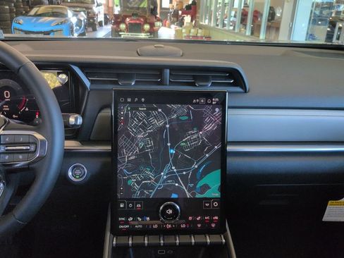 New 2026 GMC Terrain Elevation w/ Elevation Premium Package AWD/4WD image 14