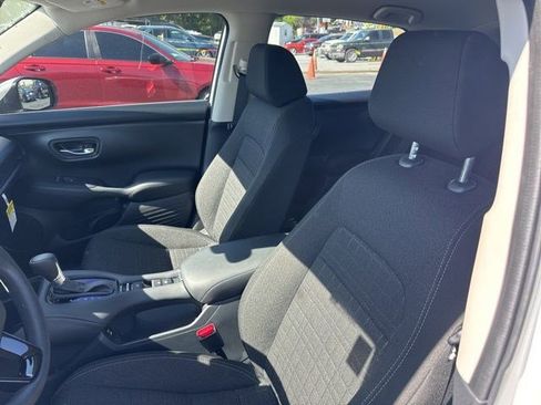 Used 2025 Honda HR-V LX image 14