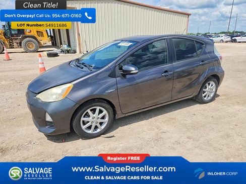 Used 2014 Toyota Prius C Three FWD image 1