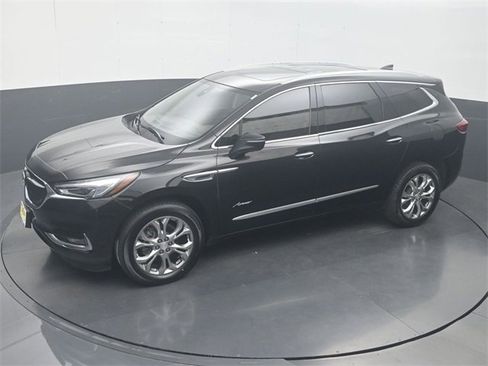 Used 2021 Buick Enclave Avenir w/ Avenir Technology Package image 22