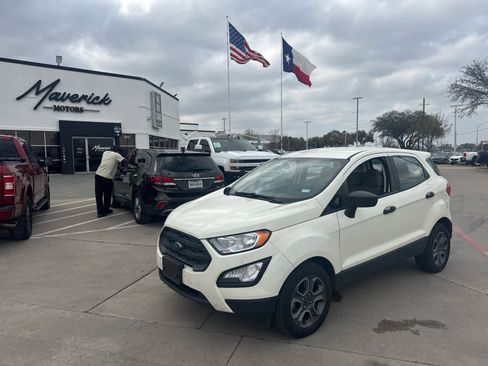 Used 2021 Ford EcoSport S image 1