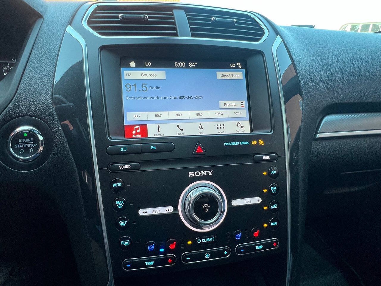 Used 2019 Ford Explorer Sport w/ Equipment Group 401A AWD/4WD image 17