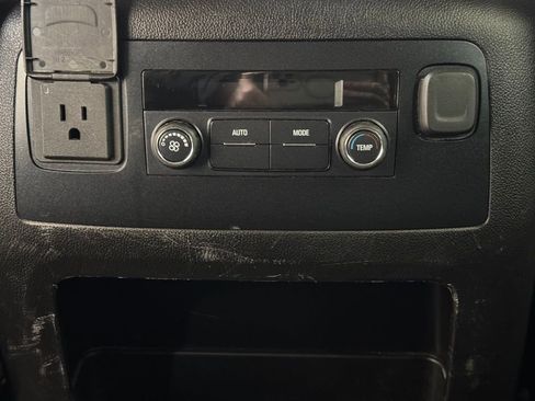 Used 2019 Chevrolet Tahoe LS w/ Enhanced Driver Alert Package image 18