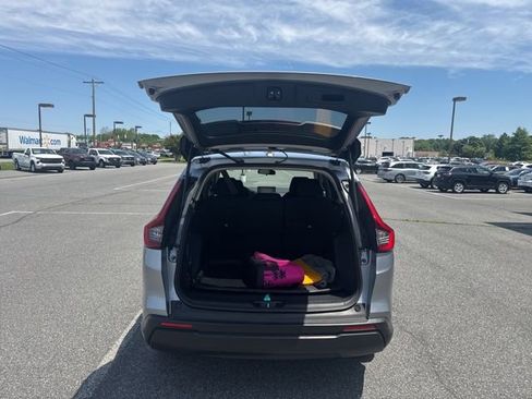 Used 2023 Honda CR-V EX image 8