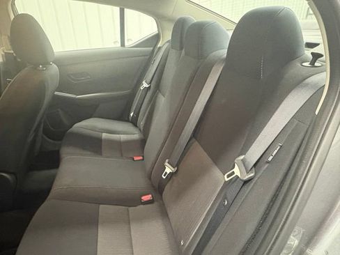 Used 2024 Nissan Sentra SV FWD image 8