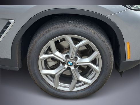 Used 2024 BMW X3 xDrive30i w/ Premium Package image 8