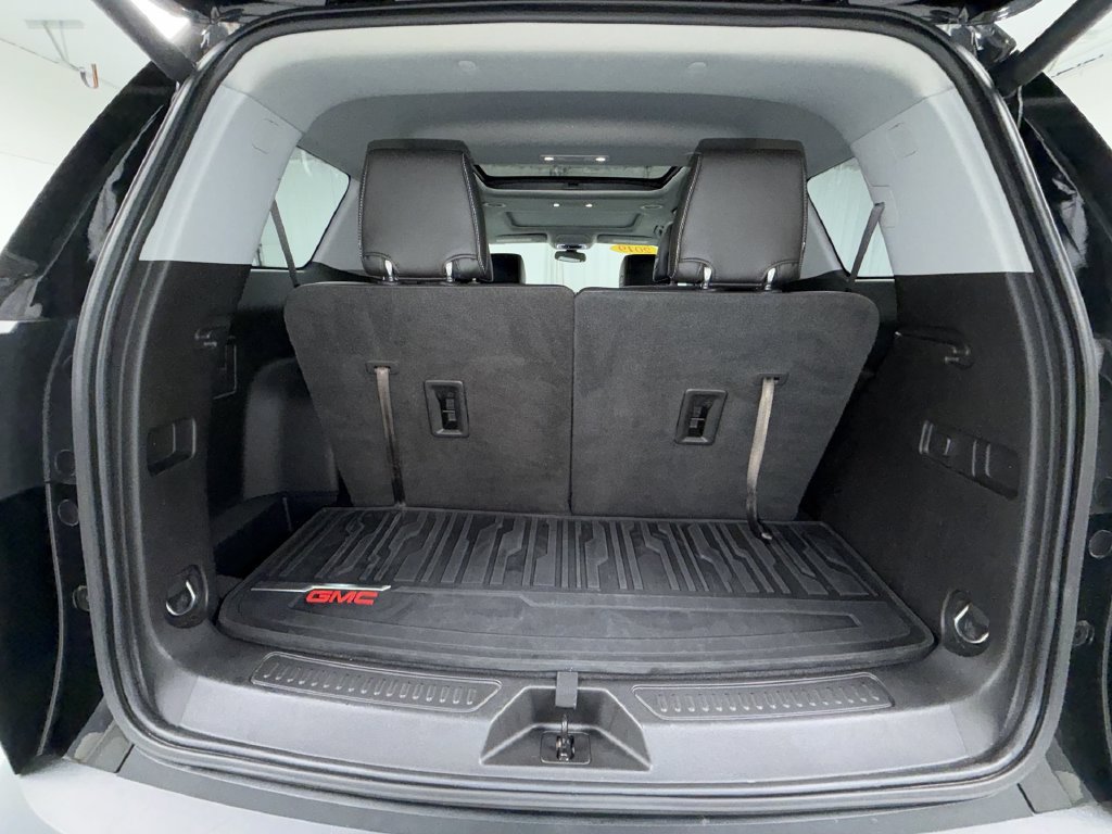 Used 2019 GMC Acadia SLT w/ Black Edition AWD/4WD image 16