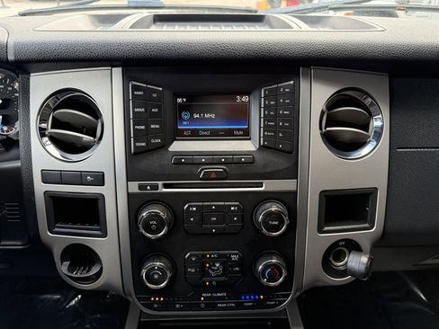 Used 2015 Ford Expedition EL XLT image 26