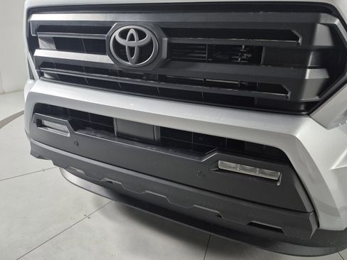 New 2026 Toyota Tacoma SR5 image 11