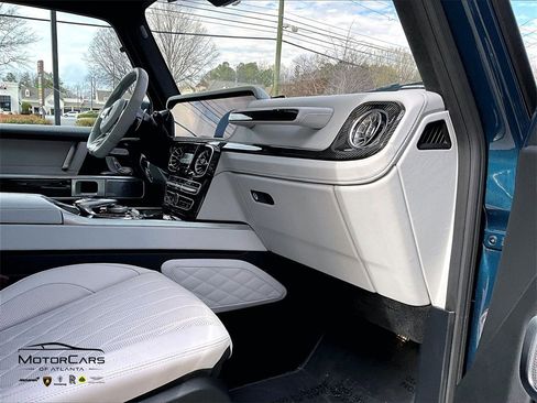 Used 2021 Mercedes-Benz G 63 AMG 4MATIC w/ G Manufaktur Interior Package image 15