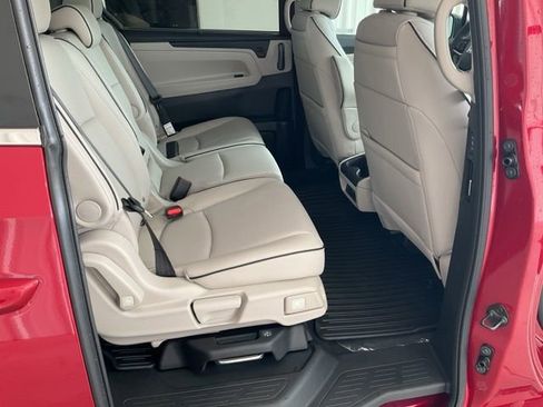 New 2026 Honda Odyssey Touring image 26
