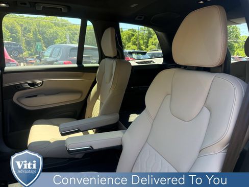 New 2026 Volvo XC90 T8 Plus w/ Protection Package Premier AWD/4WD image 14