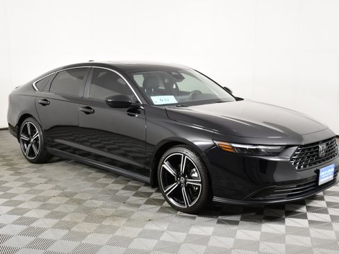 Certified 2024 Honda Accord Sport image 4