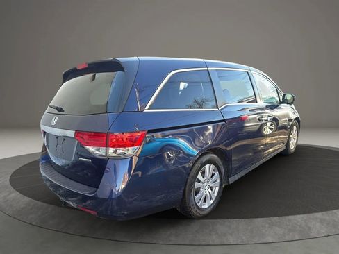 Used 2016 Honda Odyssey SE image 5