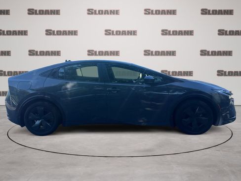 Used 2024 Toyota Prius Prime FWD image 6