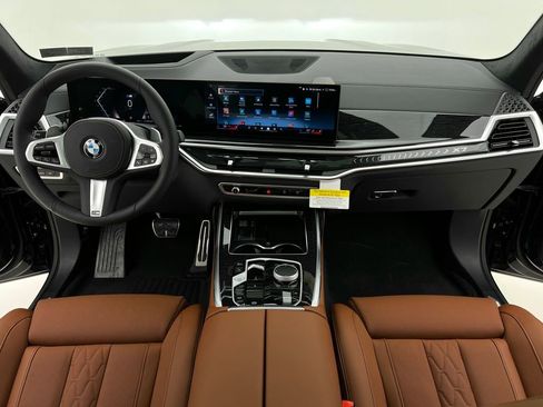 New 2026 BMW X7 xDrive40i w/ M Sport Package image 14
