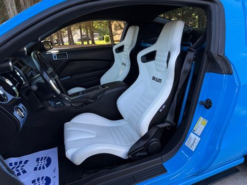 Used 2013 Ford Mustang GT RWD image 50