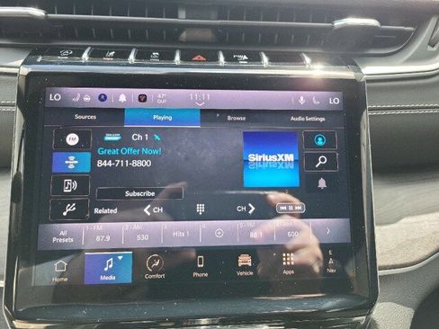 Used 2024 Jeep Grand Cherokee Limited AWD/4WD image 14