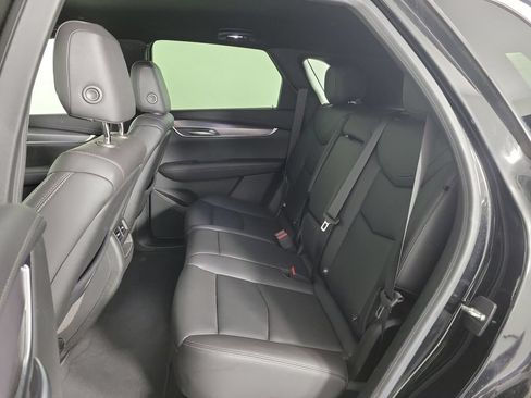 Certified 2023 Cadillac XT5 Luxury FWD image 11
