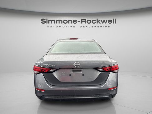 Used 2025 Nissan Sentra S image 5