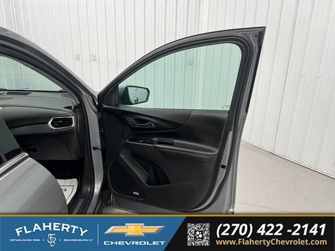 Used 2023 Chevrolet Equinox Premier AWD/4WD image 14