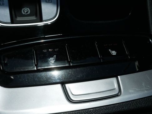 Certified 2024 Hyundai Santa Cruz SEL image 28