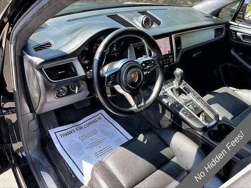 Used 2018 Porsche Macan Turbo w/ Premium Package Plus AWD/4WD image 12