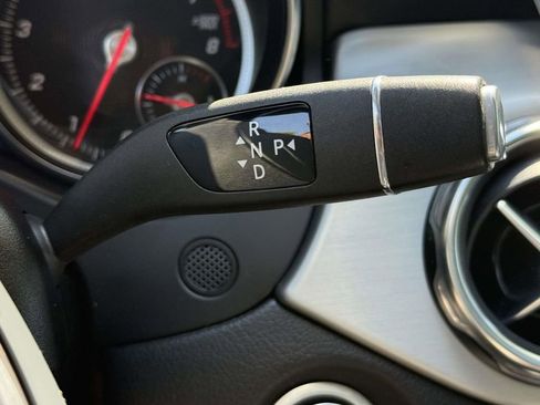 Used 2019 Mercedes-Benz GLA 250 image 26