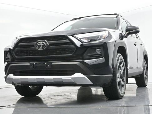 Used 2022 Toyota RAV4 Adventure w/ Convenience Package AWD/4WD image 46