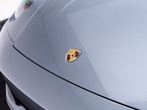 Used 2025 Porsche 911 Carrera RWD image 31